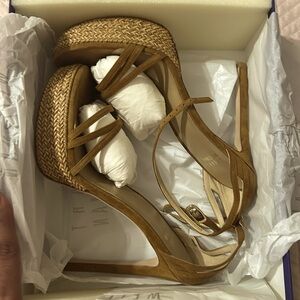 Brand new! Never worn Stuart weitzman which way heels